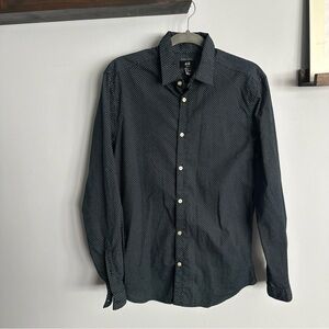 H&M Black and White Patterned Button Down Shirt